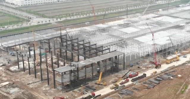 特斯拉上海超級(jí)工廠建設(shè)加速 最快9月初試生產(chǎn)，引領(lǐng)全球新能源汽車制造新篇章