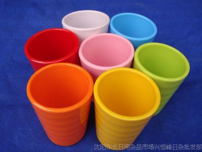 糖果色螺紋密胺杯 耐摔、多彩與工廠直供的創新日用品